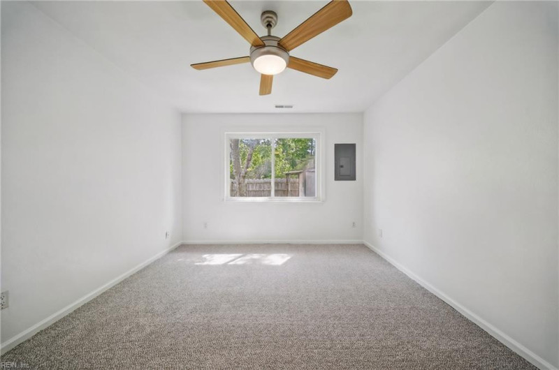 Photo 16 of 24 residential for sale in Virginia Beach virginia