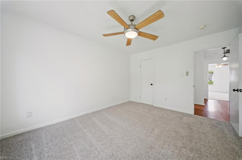 Photo 17 of 24 residential for sale in Virginia Beach virginia
