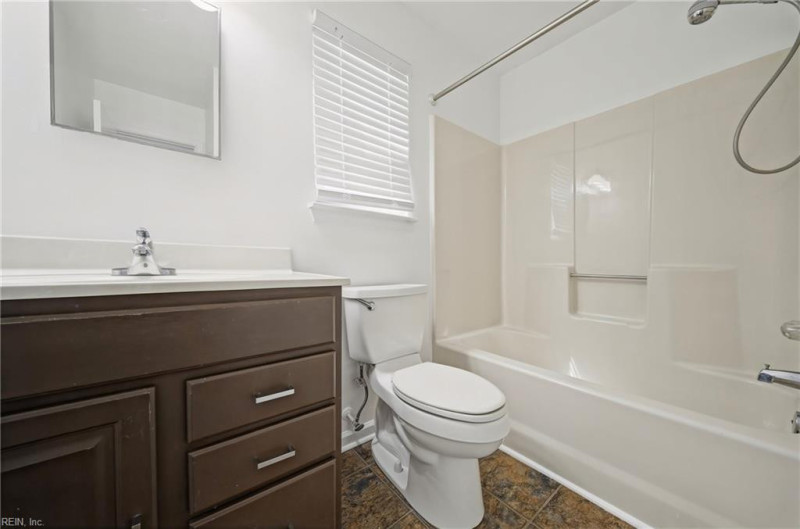 Photo 18 of 24 residential for sale in Virginia Beach virginia