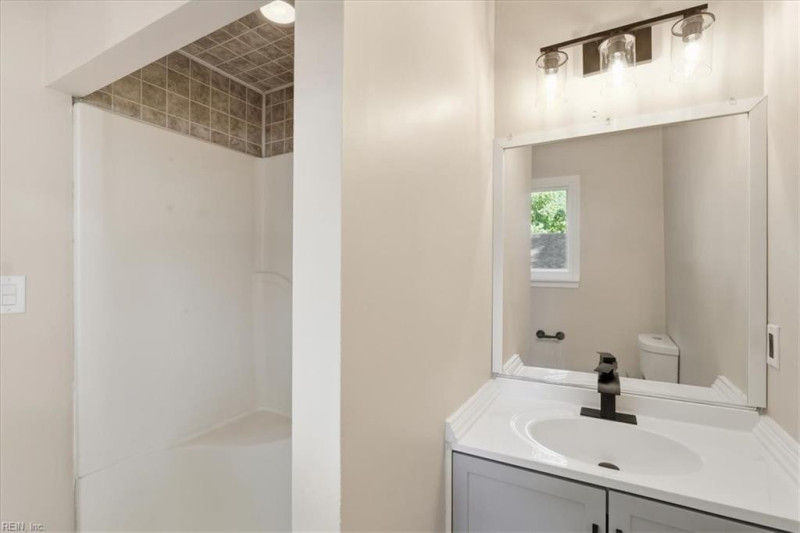 Photo 12 of 50 residential for sale in Virginia Beach virginia