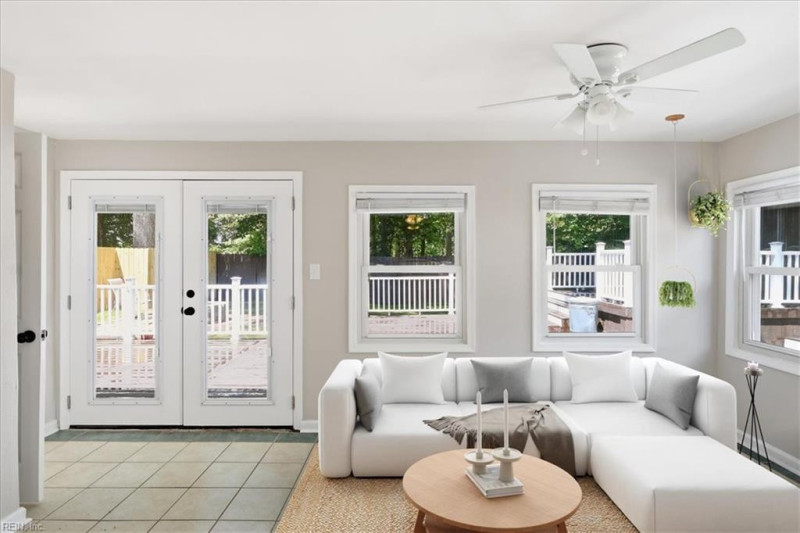 Photo 4 of 50 residential for sale in Virginia Beach virginia