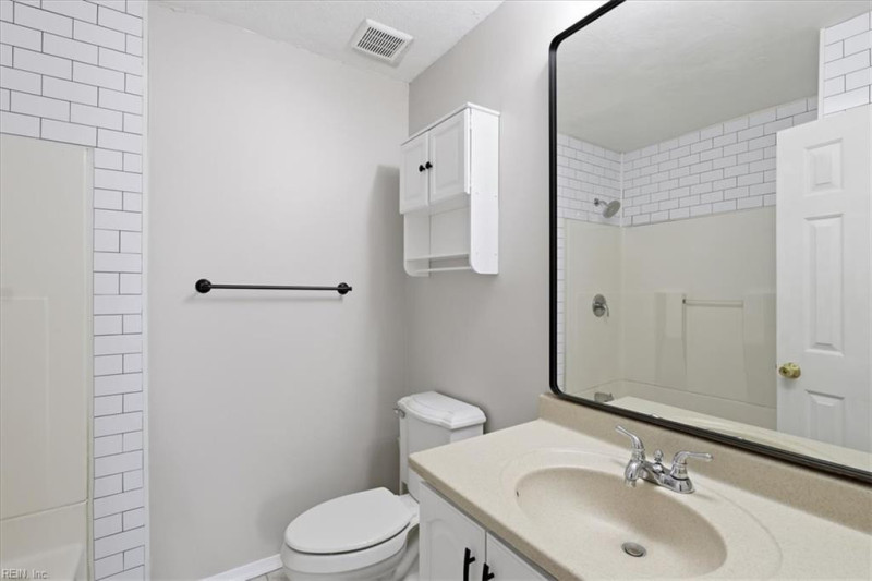 Photo 7 of 50 residential for sale in Virginia Beach virginia