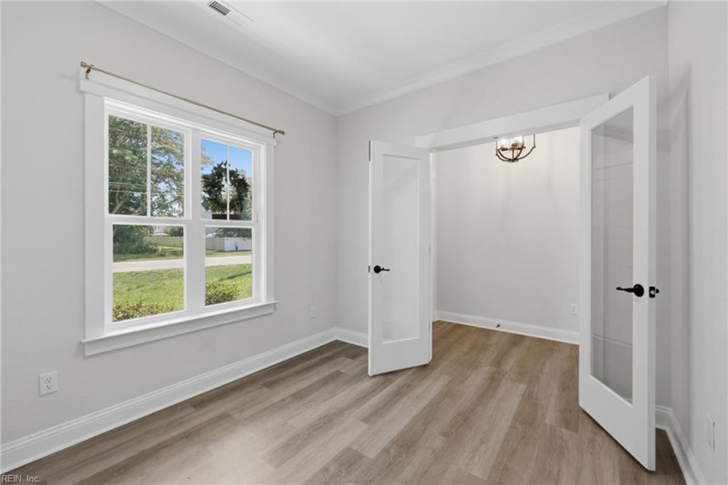 Photo 36 of 49 residential for sale in Chesapeake virginia Photo 36 of 49 residential for sale in Chesapeake virginia