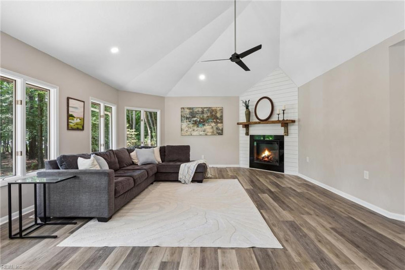 Photo 10 of 50 residential for sale in Isle of Wight County virginia