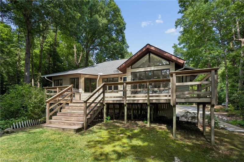 Photo 40 of 50 residential for sale in Isle of Wight County virginia