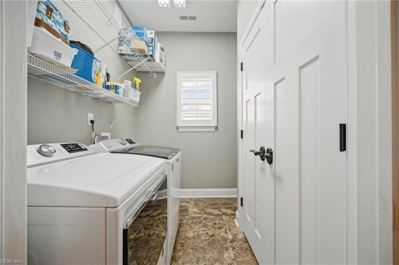 Photo 20 of 45 residential for sale in Currituck County virginia