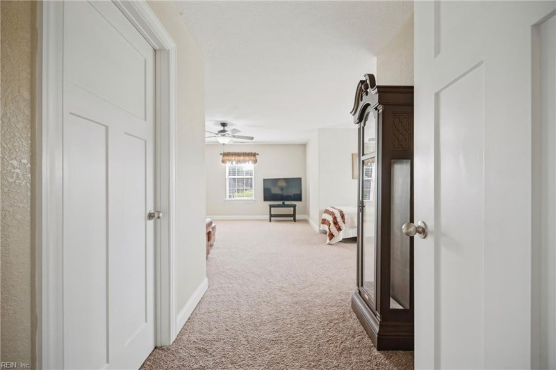 Photo 23 of 45 residential for sale in Currituck County virginia