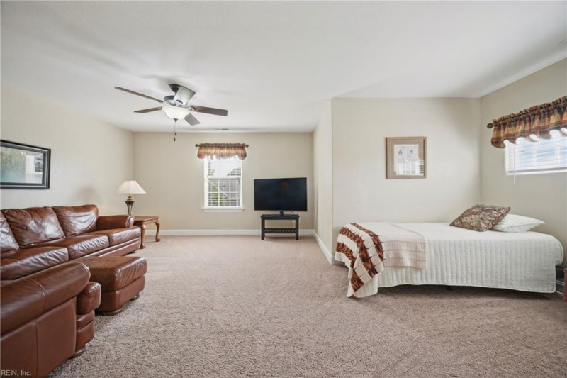 Photo 25 of 45 residential for sale in Currituck County virginia