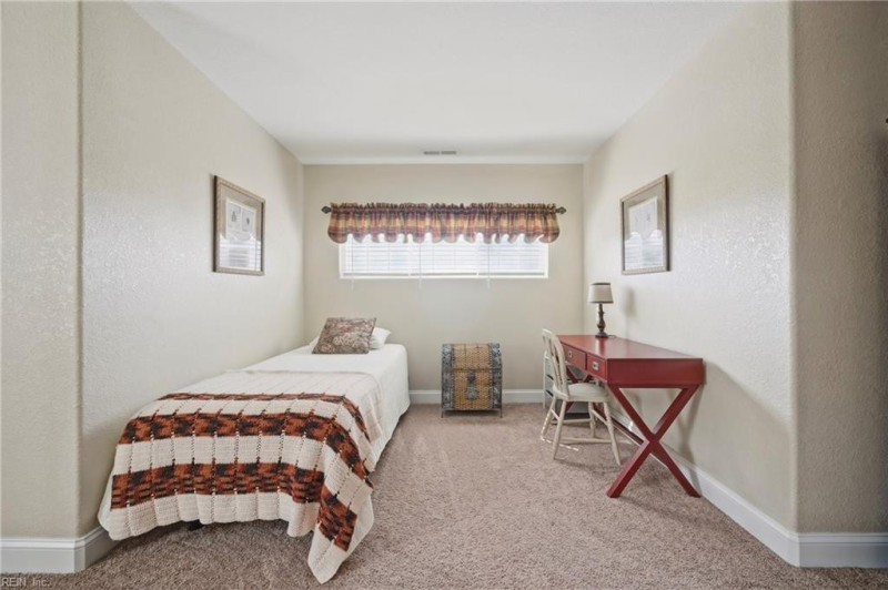 Photo 26 of 45 residential for sale in Currituck County virginia