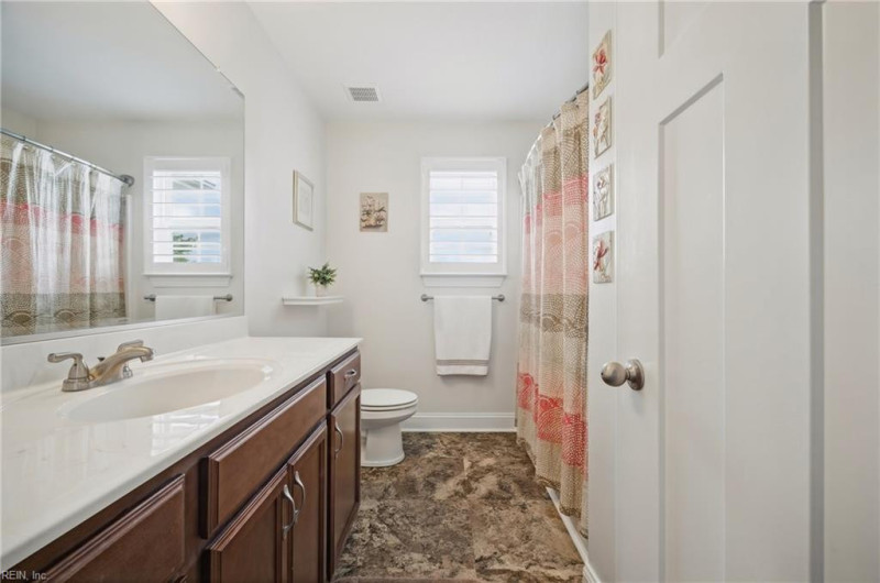 Photo 28 of 45 residential for sale in Currituck County virginia