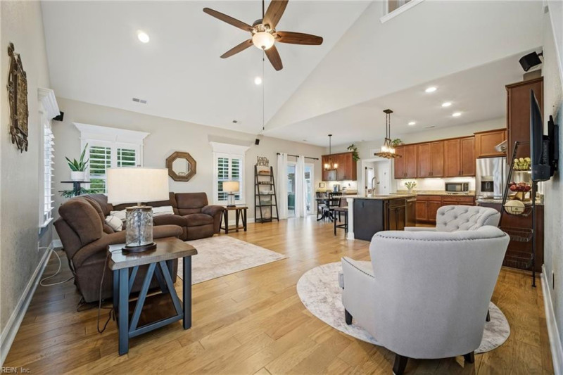 Photo 4 of 45 residential for sale in Currituck County virginia