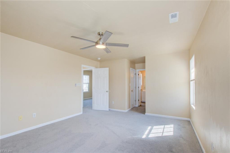 Photo 21 of 49 residential for sale in Chesapeake virginia