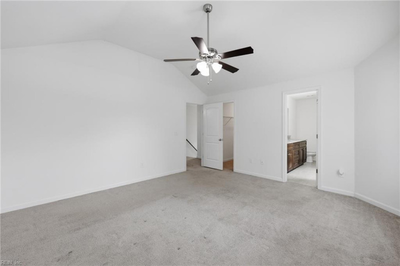 Photo 32 of 40 residential for sale in Chesapeake virginia