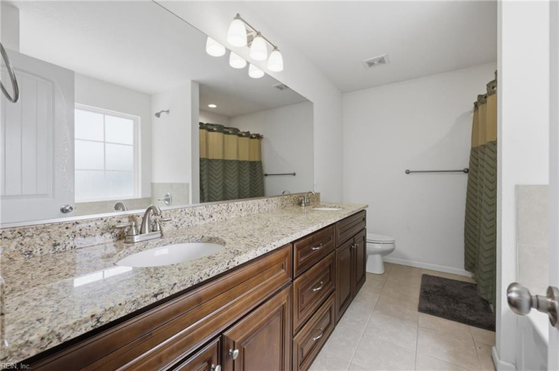 Photo 33 of 40 residential for sale in Chesapeake virginia