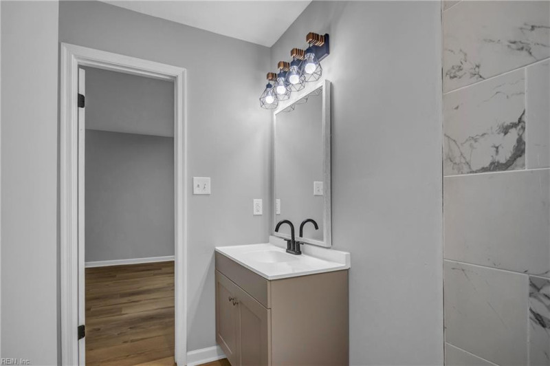 Photo 17 of 30 residential for sale in Norfolk virginia Photo 17 of 30 residential for sale in Norfolk virginia