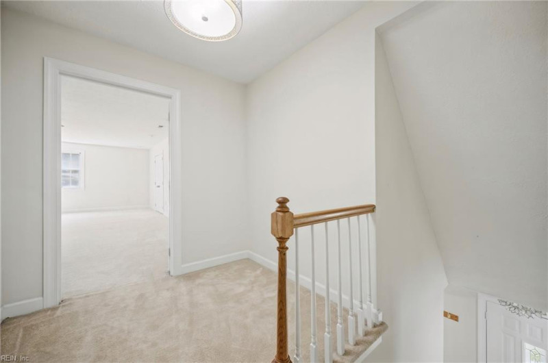 Photo 18 of 34 residential for sale in Newport News virginia