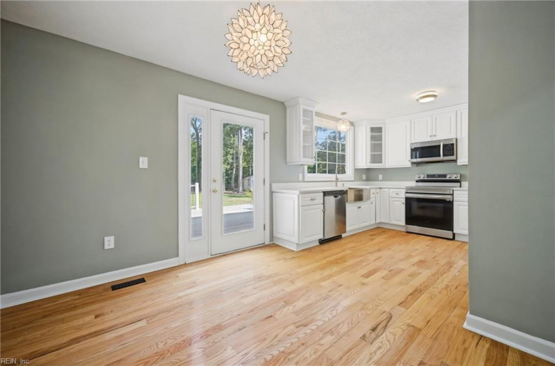 Photo 7 of 34 residential for sale in Newport News virginia