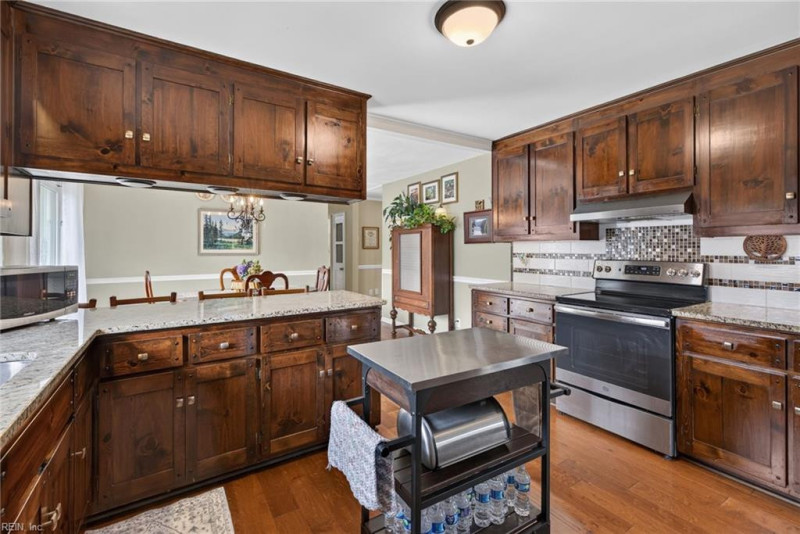 Photo 3 of 36 residential for sale in Chesapeake virginia Photo 3 of 36 residential for sale in Chesapeake virginia