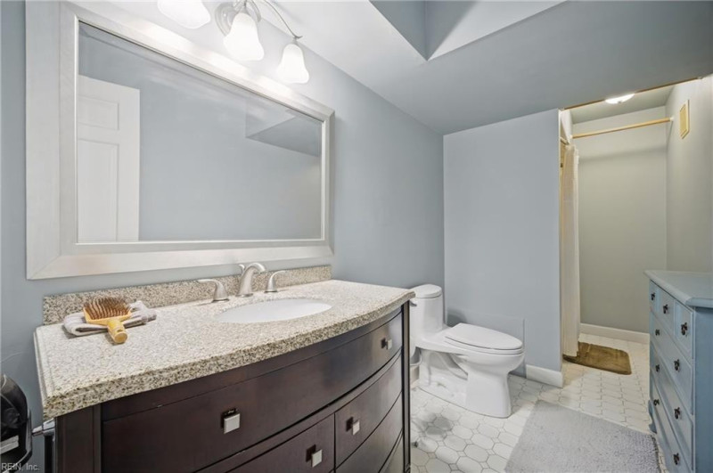 Photo 10 of 17 residential for sale in Norfolk virginia