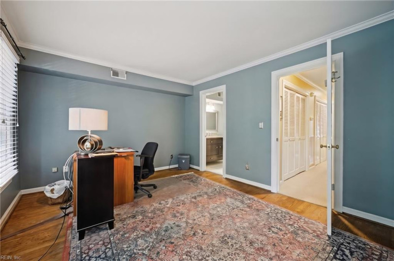 Photo 9 of 17 residential for sale in Norfolk virginia