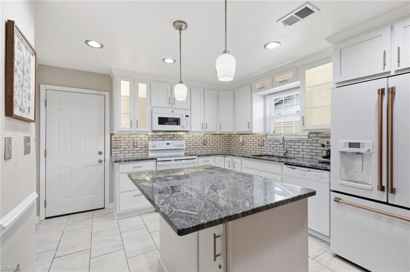 Photo 2 of 44 residential for sale in Norfolk virginia
