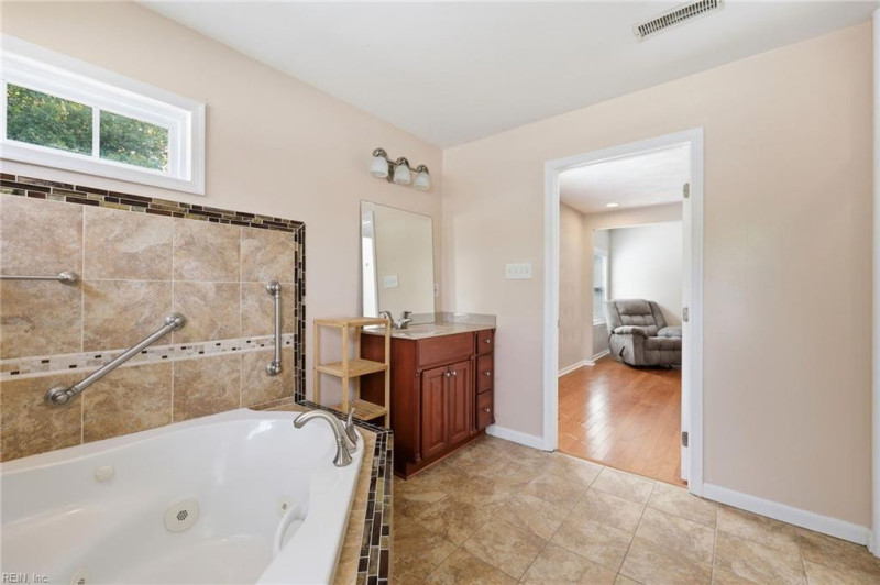 Photo 26 of 44 residential for sale in Norfolk virginia