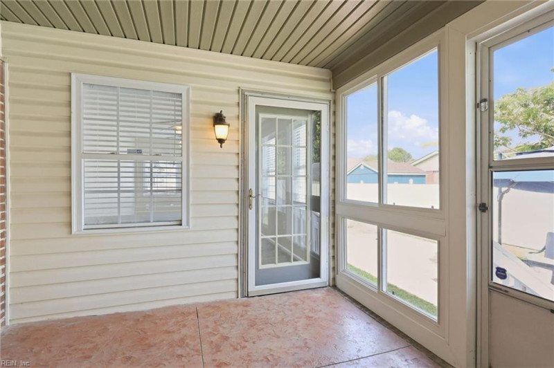 Photo 33 of 44 residential for sale in Norfolk virginia