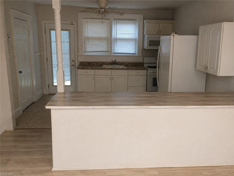 Photo 8 of 15 residential for sale in Norfolk virginia
