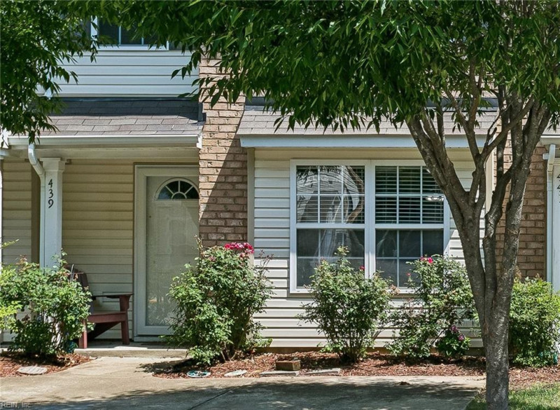 Photo 2 of 26 residential for sale in Newport News virginia