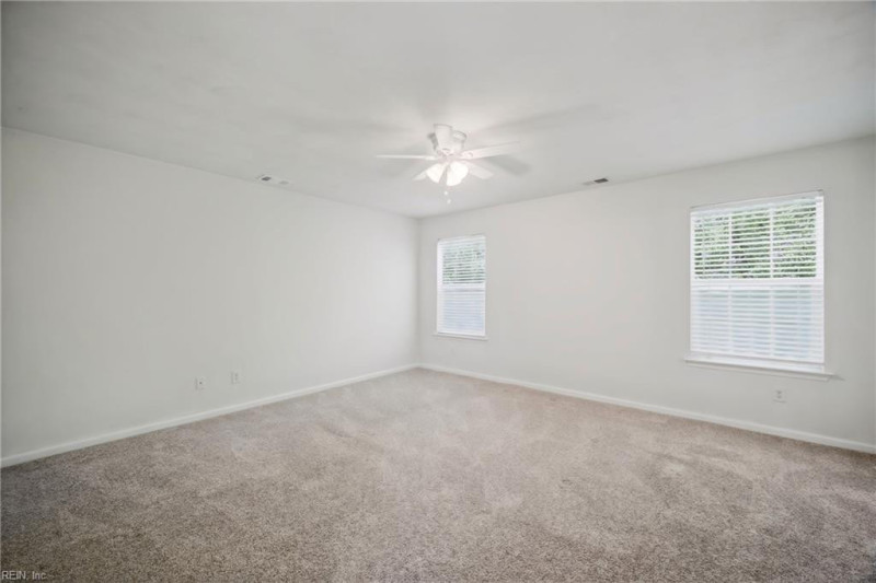 Photo 18 of 46 residential for sale in Virginia Beach virginia