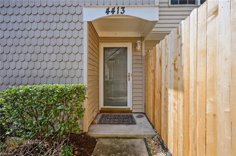 Photo 3 of 46 residential for sale in Virginia Beach virginia