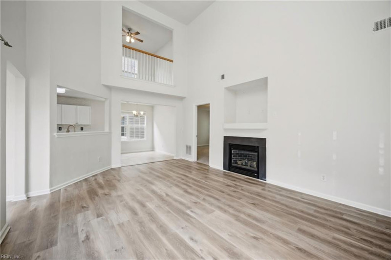 Photo 9 of 46 residential for sale in Virginia Beach virginia