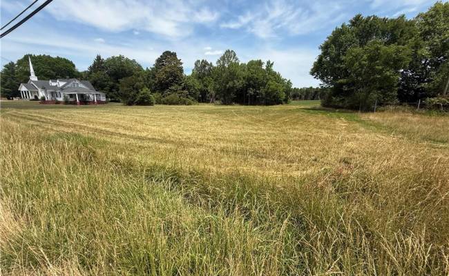 0.918 Colonial Trail, Surry County, VA 23883