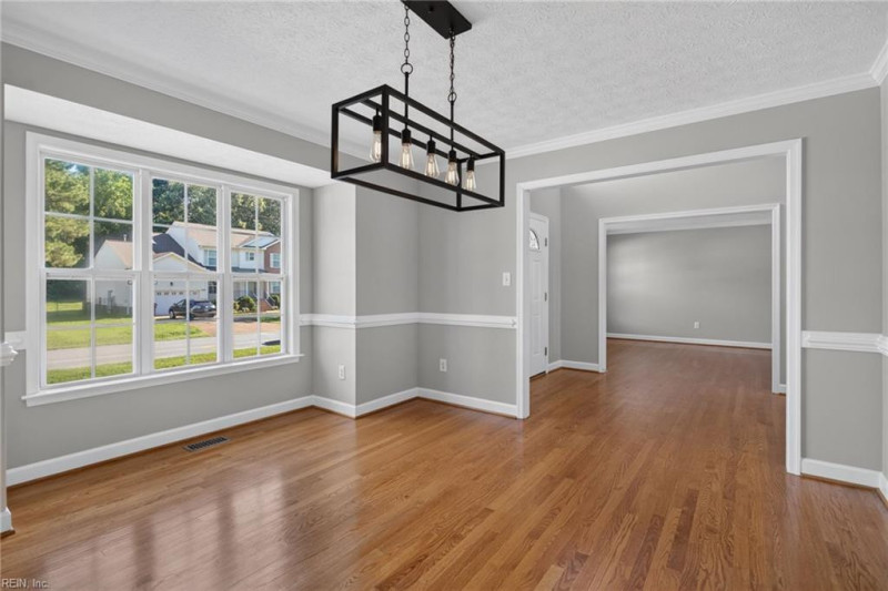 Photo 12 of 49 residential for sale in James City County virginia