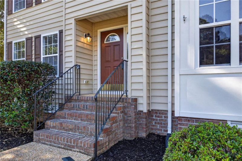 Photo 5 of 49 residential for sale in James City County virginia