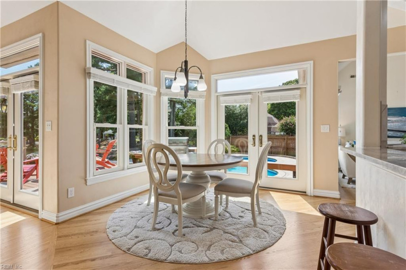 Photo 14 of 50 residential for sale in Chesapeake virginia