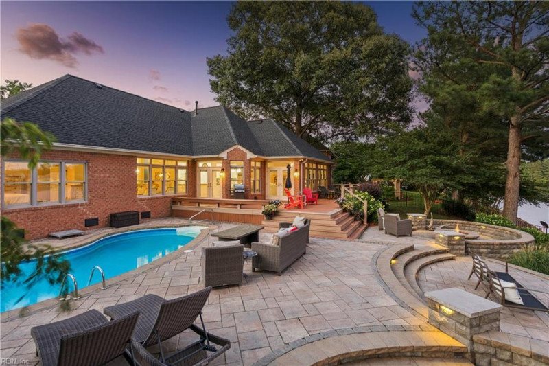 Photo 2 of 50 residential for sale in Chesapeake virginia