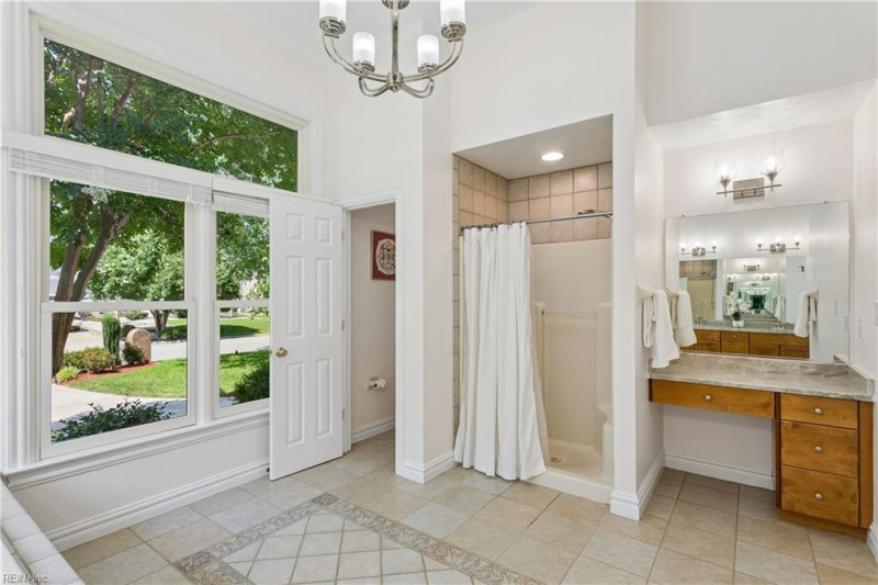 Photo 33 of 50 residential for sale in Chesapeake virginia