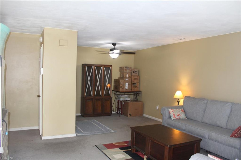 Photo 3 of 5 residential for sale in Virginia Beach virginia