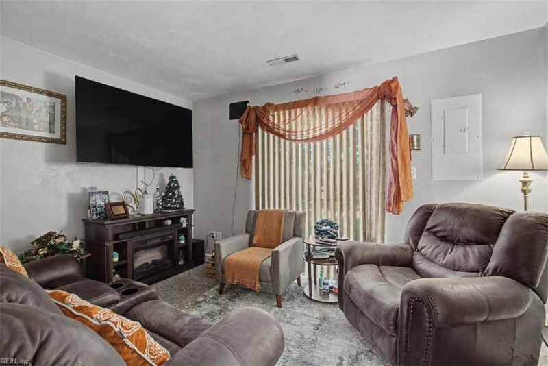 Photo 19 of 20 residential for sale in Newport News virginia