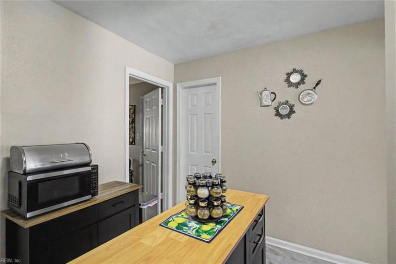 Photo 7 of 20 residential for sale in Newport News virginia