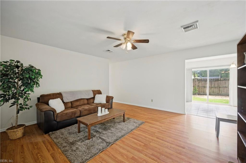 Photo 6 of 38 residential for sale in Suffolk virginia Photo 6 of 38 residential for sale in Suffolk virginia