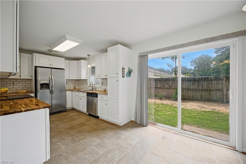 Photo 9 of 38 residential for sale in Suffolk virginia Photo 9 of 38 residential for sale in Suffolk virginia