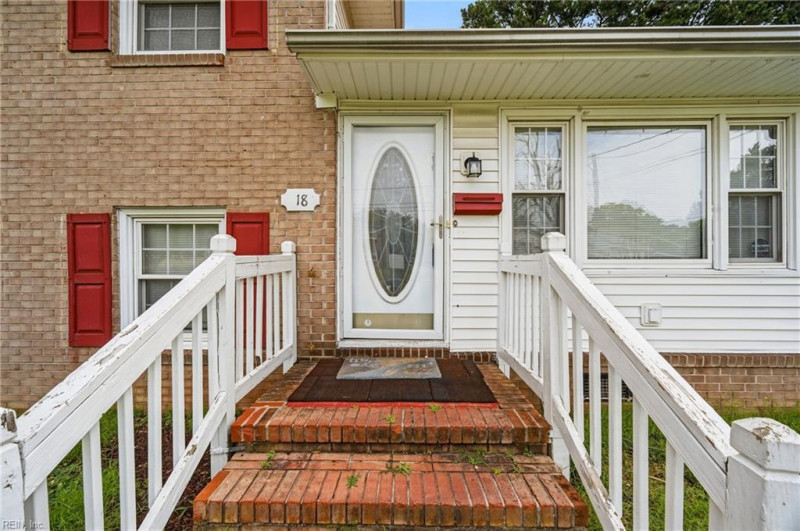 Photo 4 of 26 residential for sale in Hampton virginia Photo 4 of 26 residential for sale in Hampton virginia