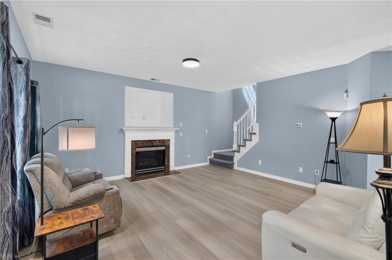Photo 15 of 41 residential for sale in Hampton virginia
