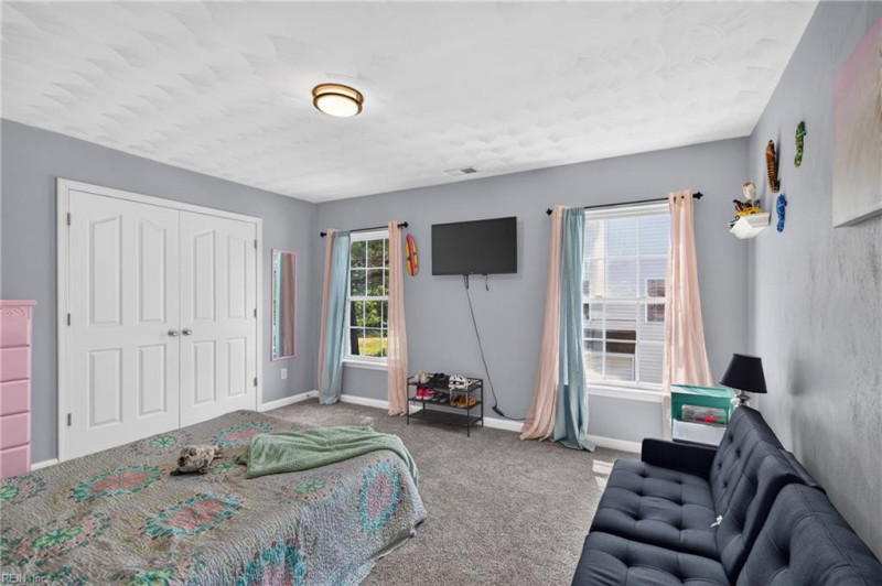 Photo 28 of 41 residential for sale in Hampton virginia