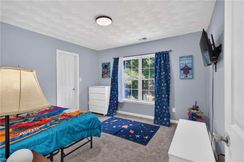 Photo 33 of 41 residential for sale in Hampton virginia