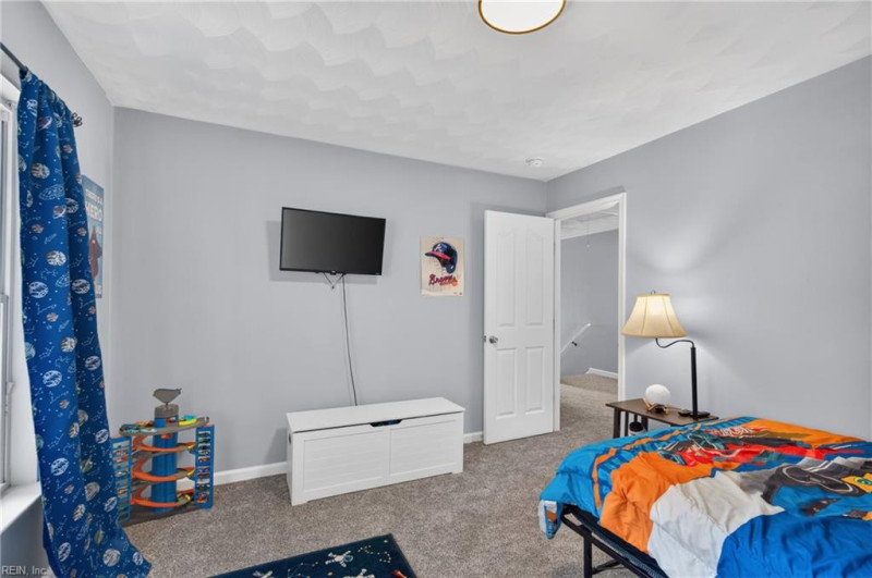 Photo 34 of 41 residential for sale in Hampton virginia