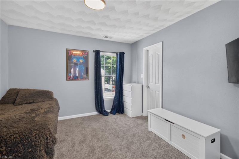 Photo 35 of 41 residential for sale in Hampton virginia