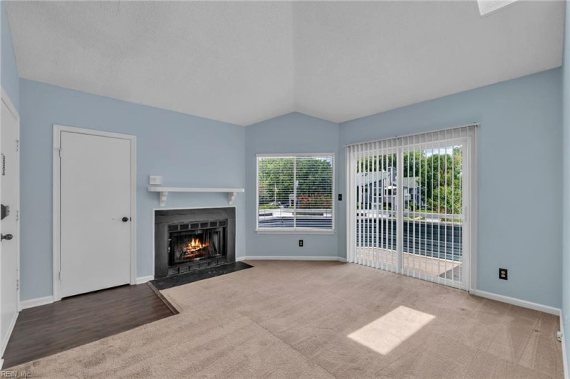 Photo 14 of 48 residential for sale in Newport News virginia